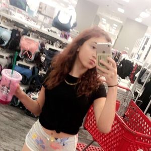 Meet your Posher, Anna